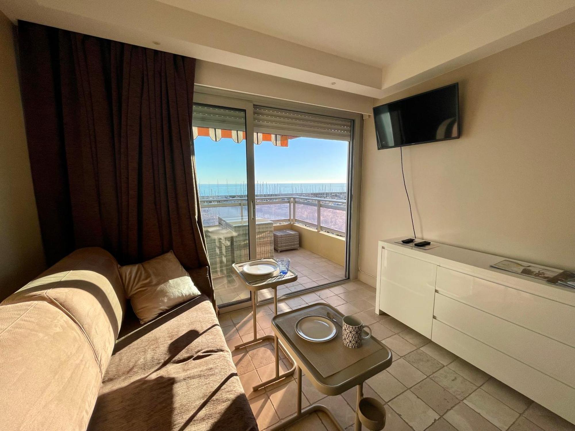 Superbe Appartement En Bord De Mer, Pres Du Centre Et Des Plages Menton Exteriör bild