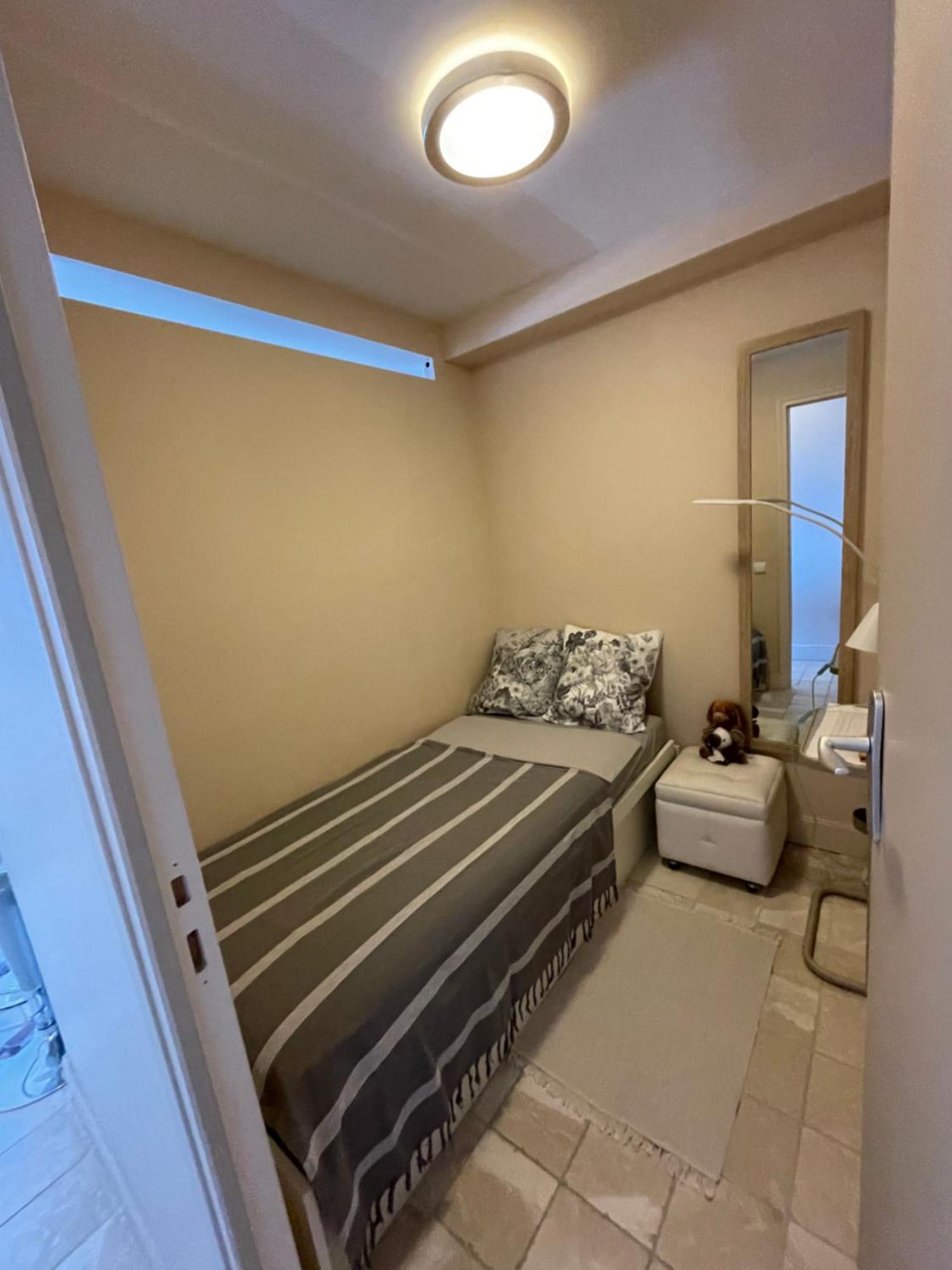 Superbe Appartement En Bord De Mer, Pres Du Centre Et Des Plages Menton Exteriör bild